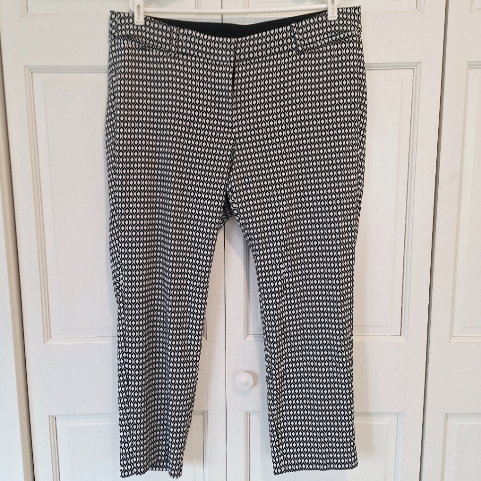 Lane Bryant Black And White Geometric Patterned Dress Pants
